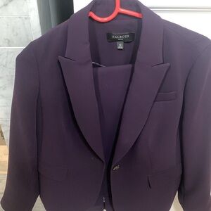 Beautiful petite plum/purple suit. Top is larger at 8p and bottoms 6 Petite